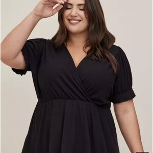 NWT Torrid Ribbed Surplice Women's Peplum Top Size 1